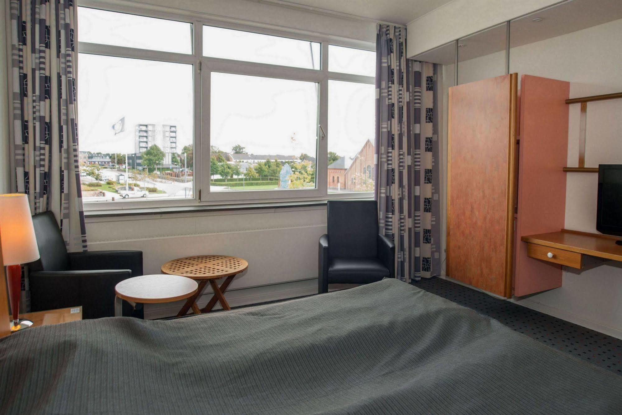 Hotel Medi Ikast エクステリア 写真